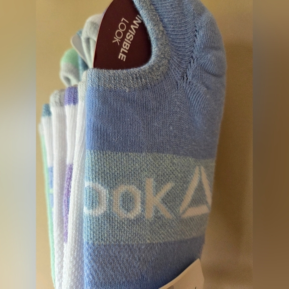 Reebok Women's No Show Liner Socks Extended Size (Shoe Size 9-12) - Picture 2 of 9